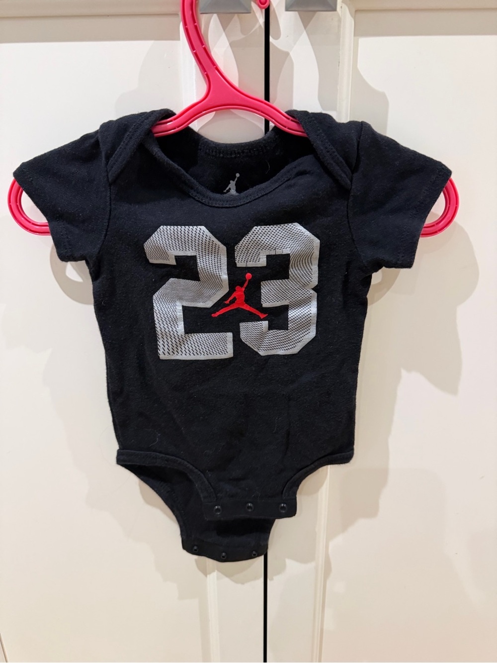 Jordan 0-6m Baby Boys' Black '23' Short Sleeve One-Piece Bodysuit